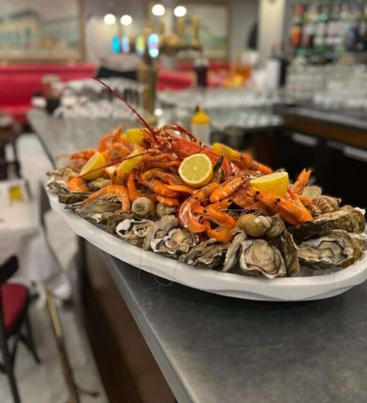 F&#x00EA;tes&#x20;de&#x20;No&#x00EB;l&#x20;&#x00E0;&#x20;la&#x20;Brasserie&#x20;des&#x20;Trois&#x20;Gar&#x00E7;ons&#x20;&#x3A;&#x20;Faites&#x20;de&#x20;Votre&#x20;Table&#x20;un&#x20;Festin&#x20;&#x21;&#x00A0;